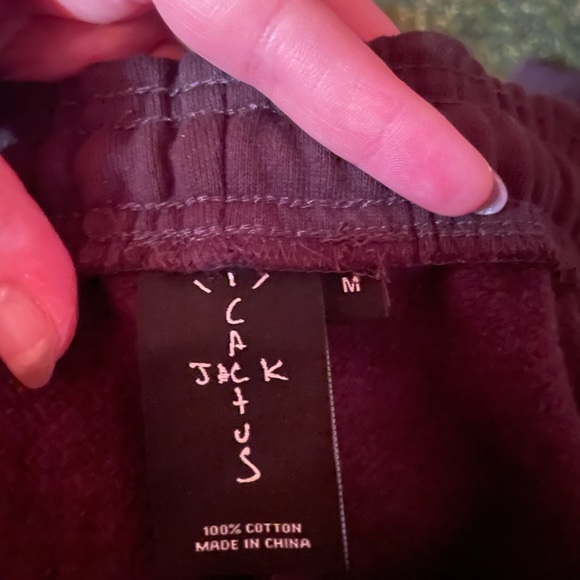 Cactus jack sweatpants by travis scott. - Picture 9 of 9